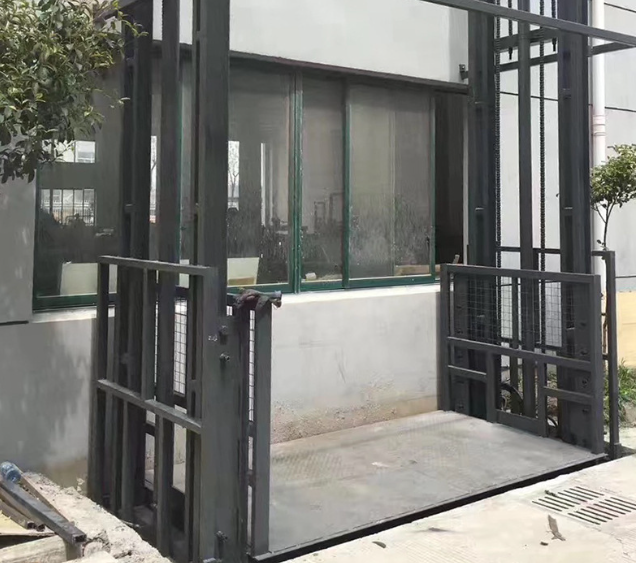 吉安导轨式施工升降机助力民生工程提速增效